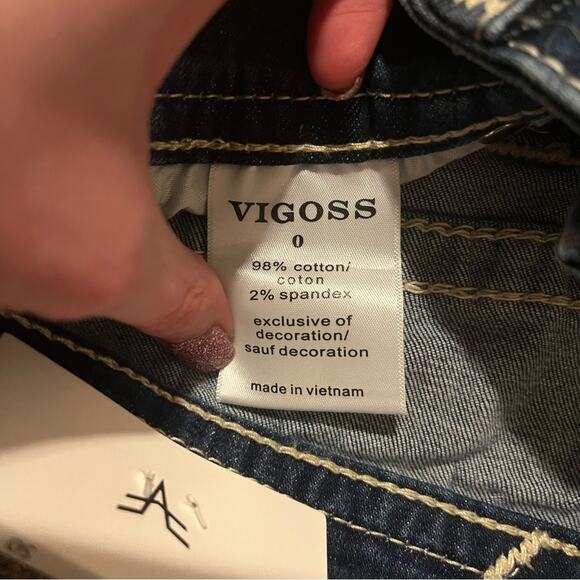 NWT! Vigoss Distressed Dark Wash Jean Shorts Size 0 - Picture 9 of 10